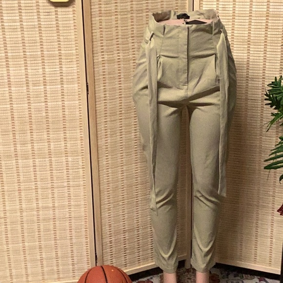 HERA COLLECTION STRETCHY PANTS. NWT - Picture 5 of 11